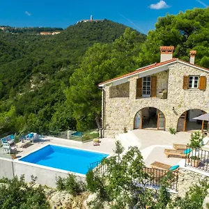 Bogijeva , Rabac Kroatien